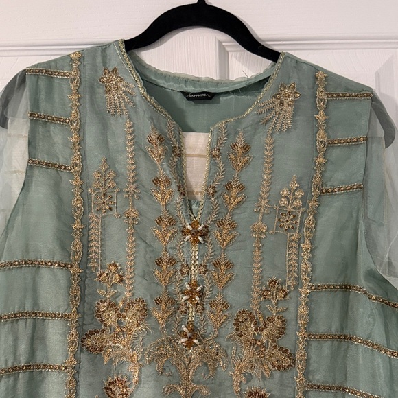 Embroidered Long Sleeve Dress in Green and Gold - Picture 2 of 5